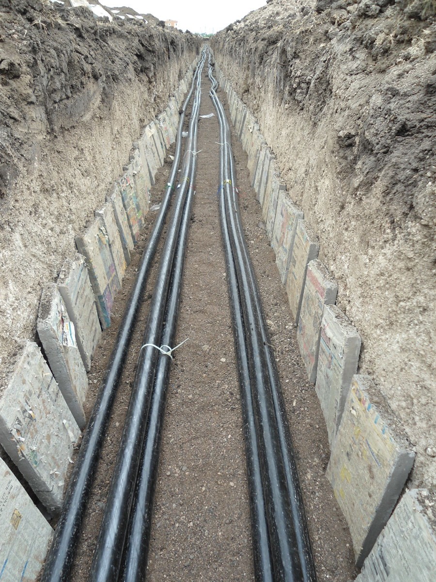 EHV Cables And Transmission Lines